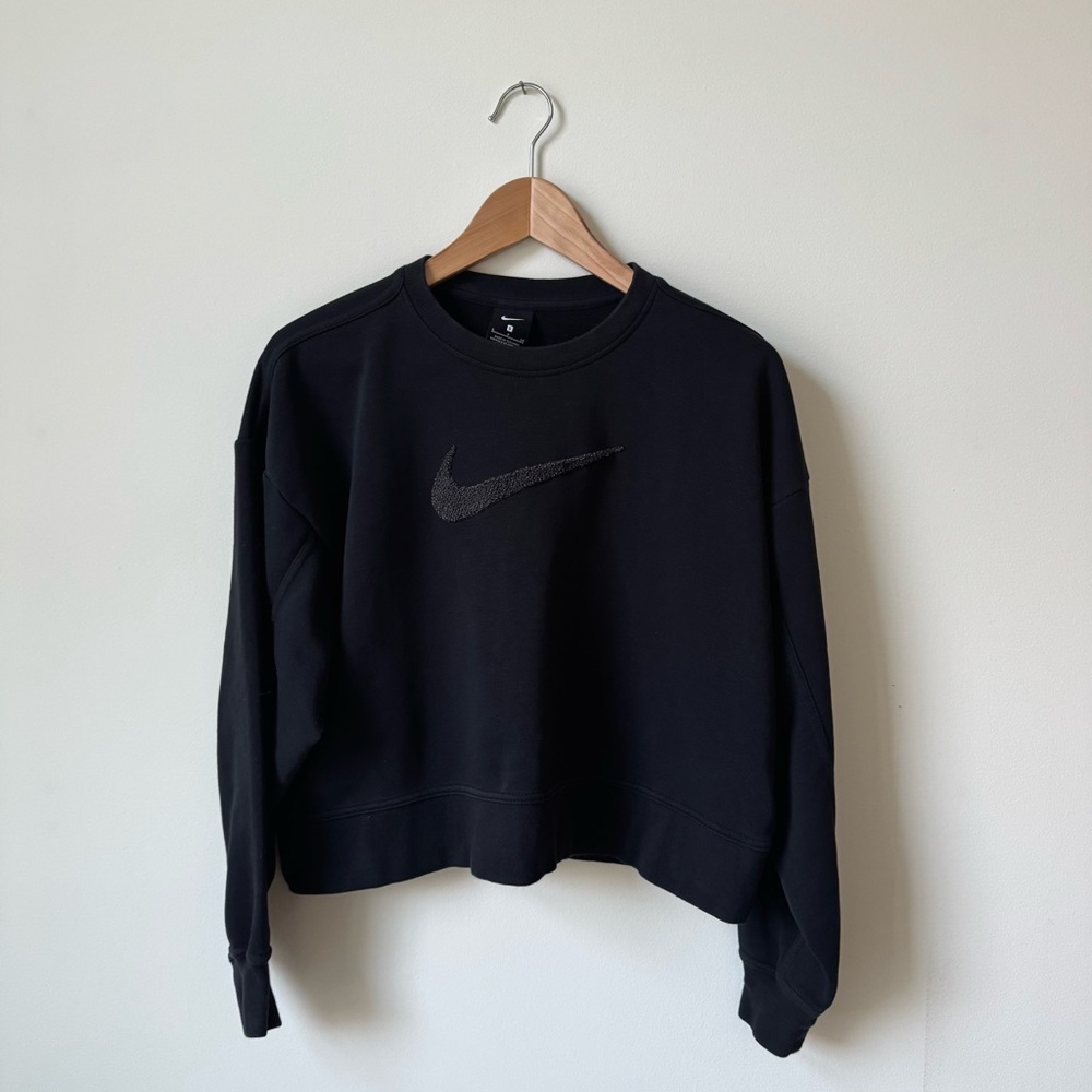 Nike Women's Black Crop Sweatshirt